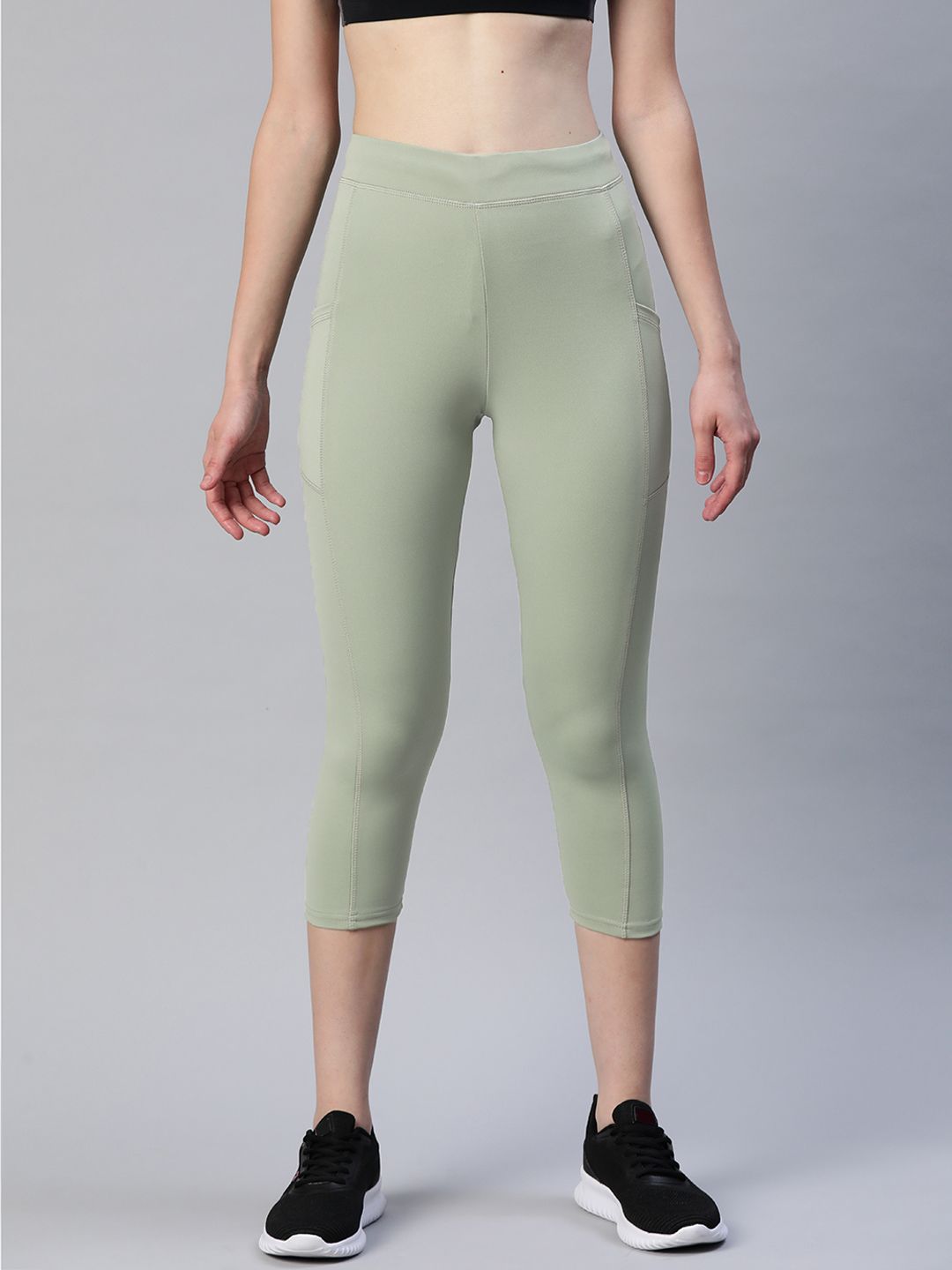 Blinkin Women Green Solid Three Fourth Tights Price in India