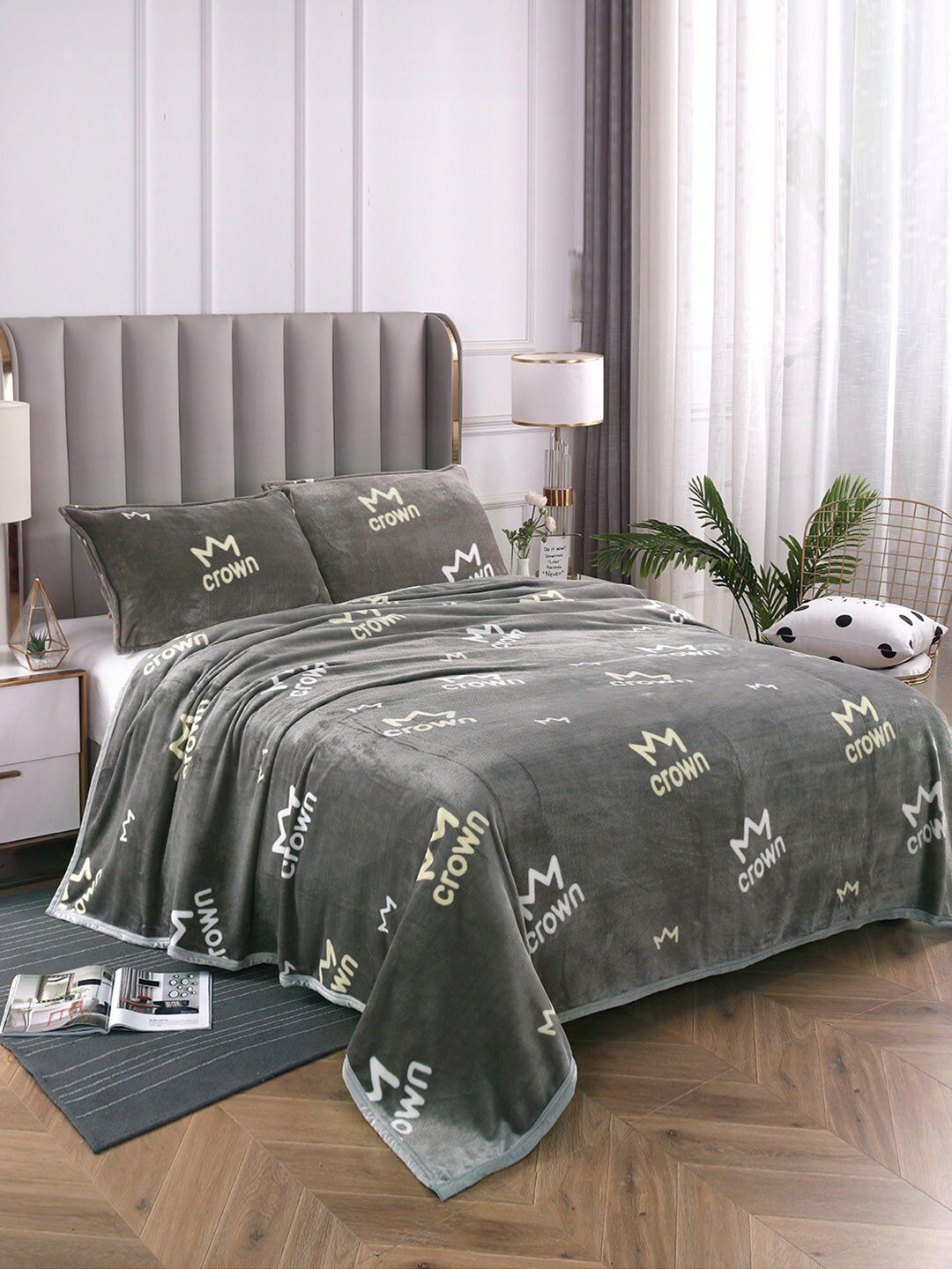 JC Collection Grey & White Geometric Summer 300 GSM Double Bed Blanket Price in India