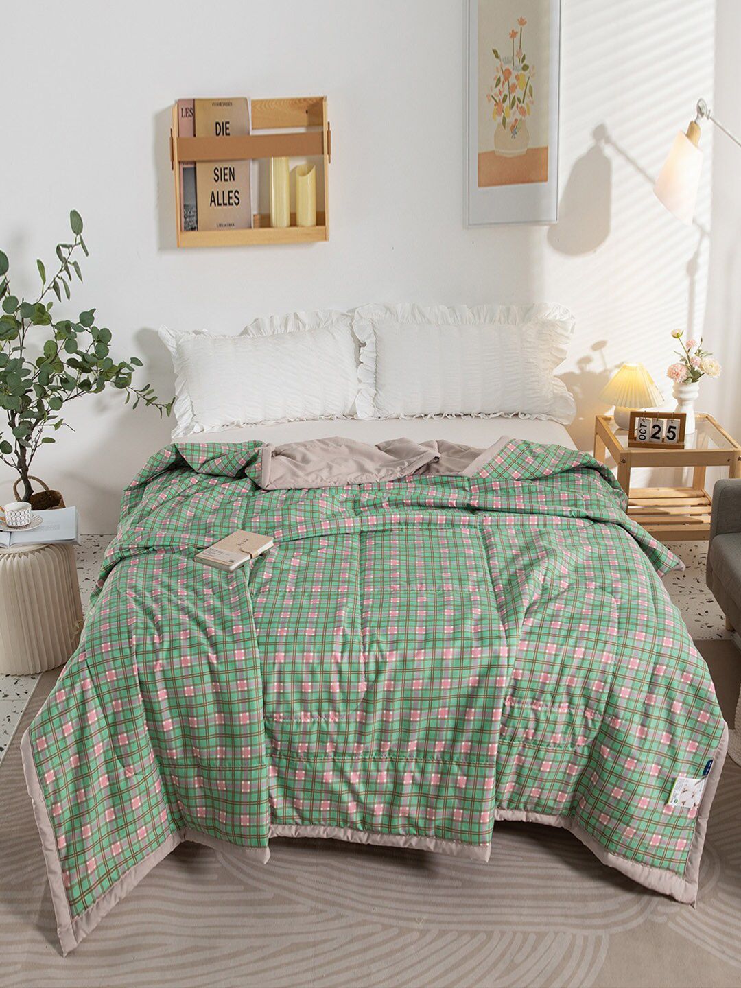 JC Collection Green & Peach-Coloured Checked Summer 400 GSM Double Bed Quilt Price in India