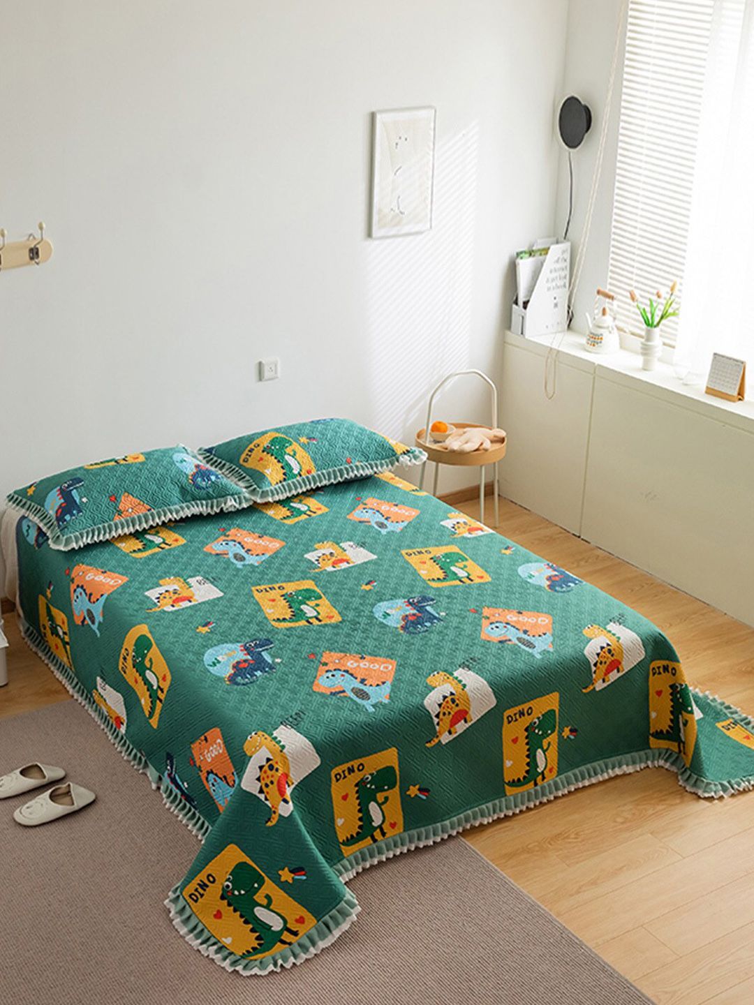 JC Collection Green & Yellow Printed Pure Cotton Double King Bed Cover Price in India