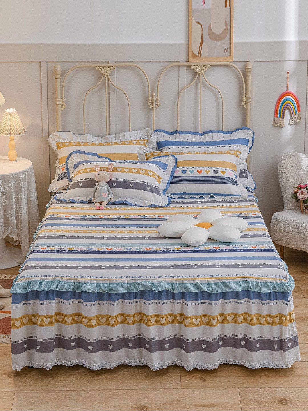 JC Collection White & Blue Printed Pure Cotton Double Queen Bed Cover With 2 Pillow Covers Price in India