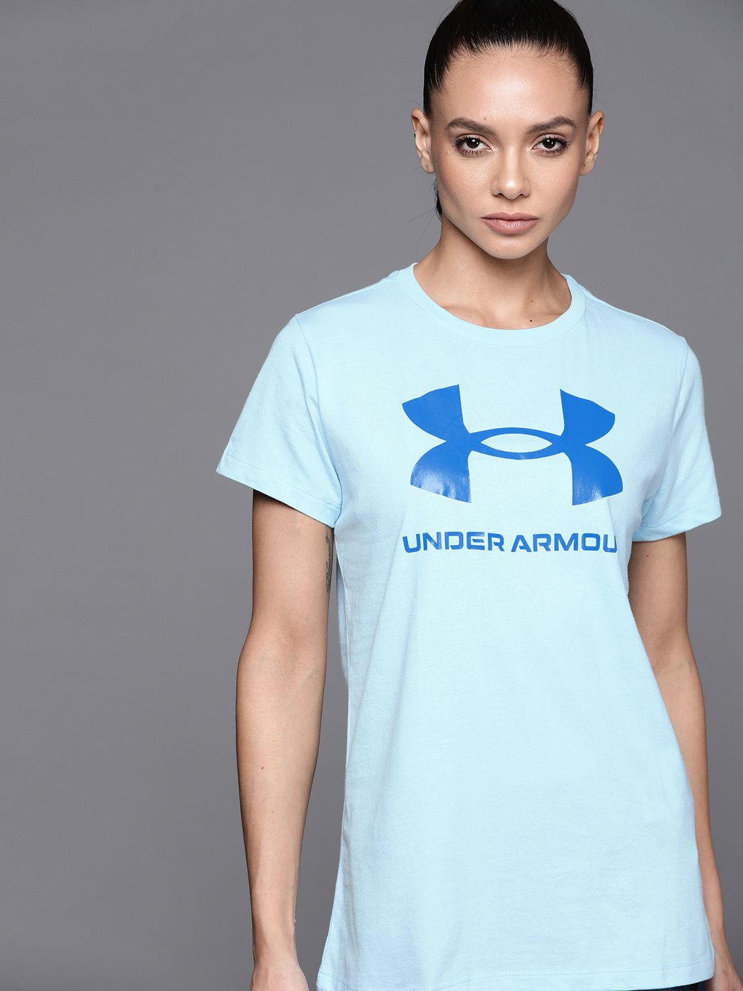 UNDER ARMOUR Women Blue Live Live Sportstyle Graphic SSC Price in India