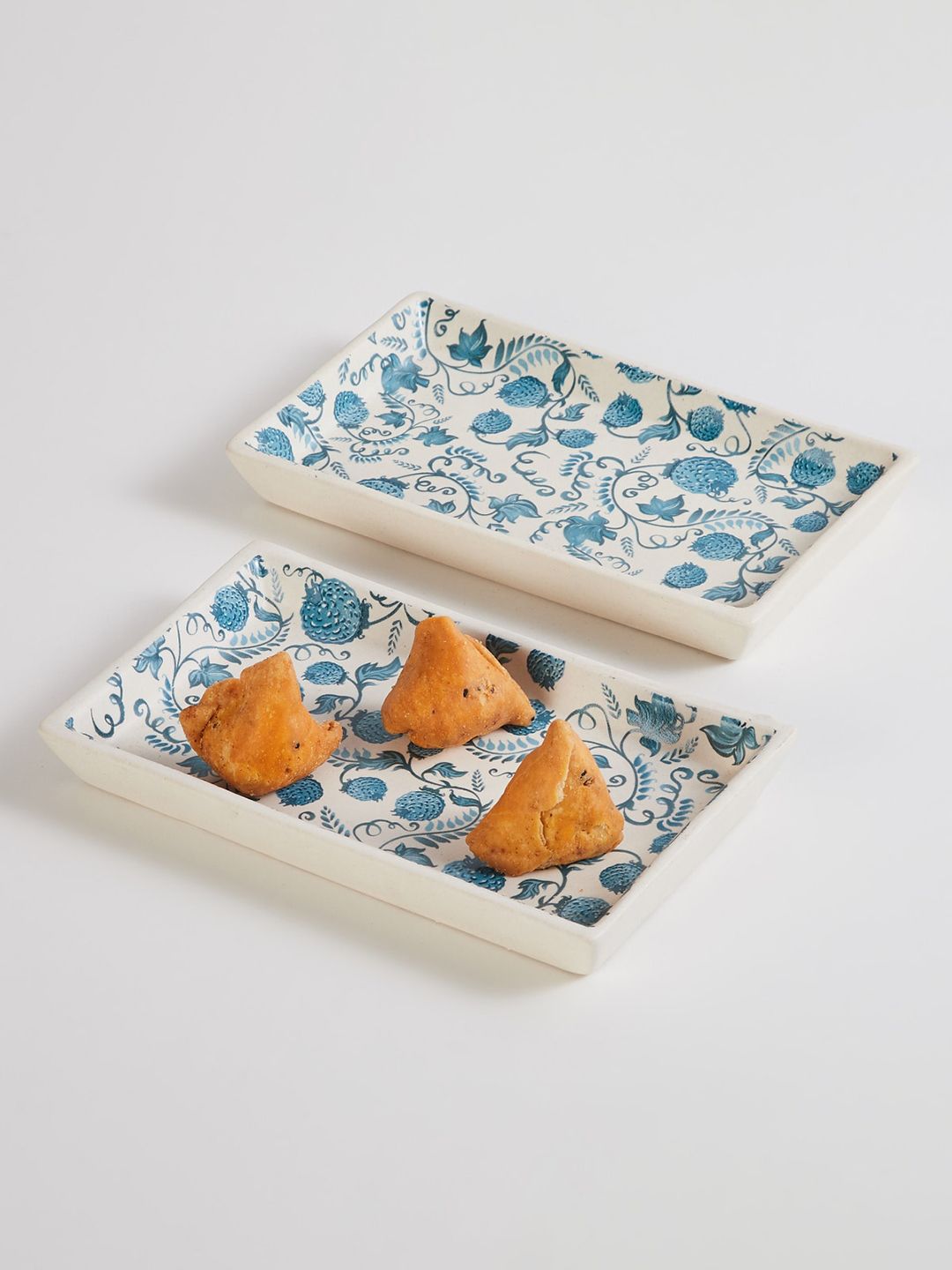 Home Centre Set of 2 Blue Printed Stoneware Platters Price in India