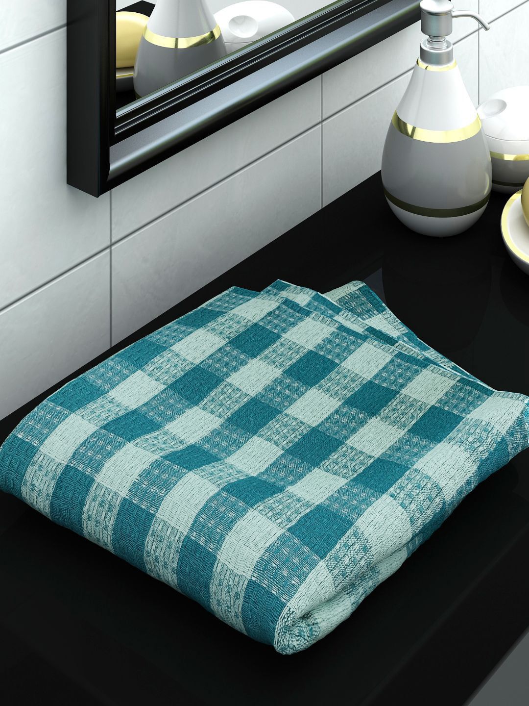 Athom Trendz Unisex Green & White Checked Cotton 210 GSM Bath Towel Price in India