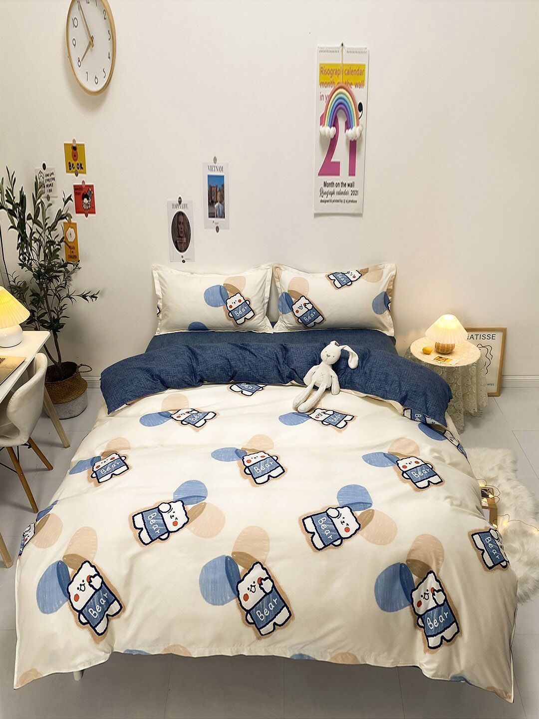 JC Collection White & Blue Printed Bedding Set with 2 Pillow Covers & 1 Quilt Cover Price in India