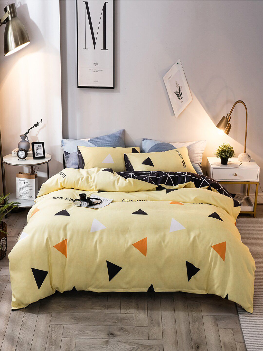 JC Collection Yellow & Black Printed Double King Bedding Set Price in India