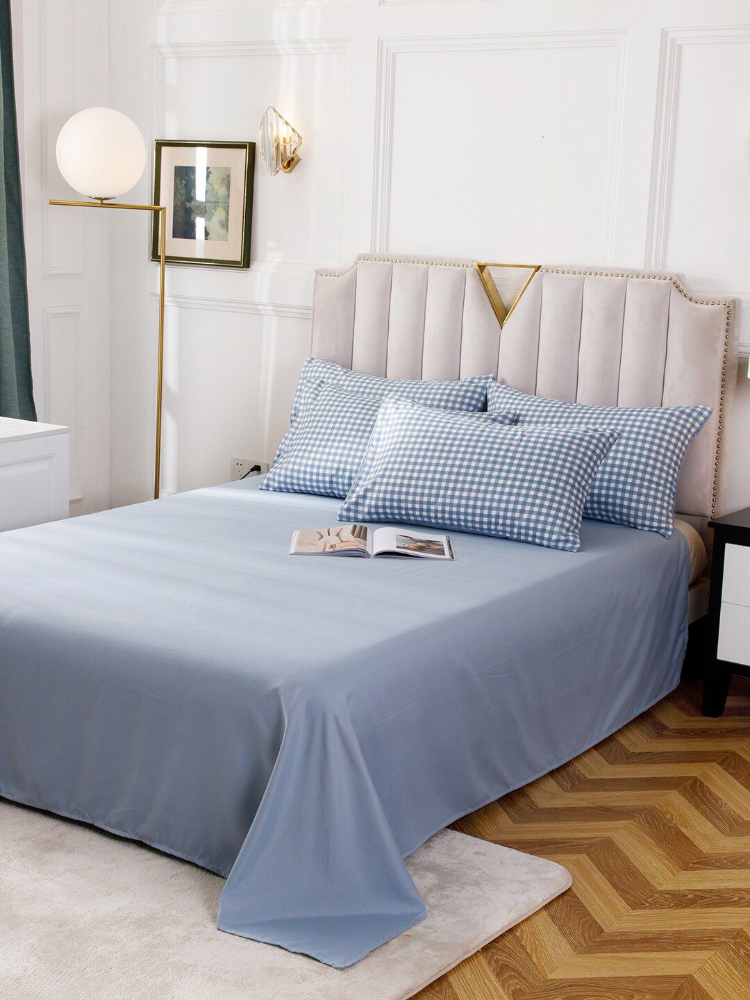 JC Collection Blue & White Checked Printed Double King Bed Cover With Pillow Covers Price in India