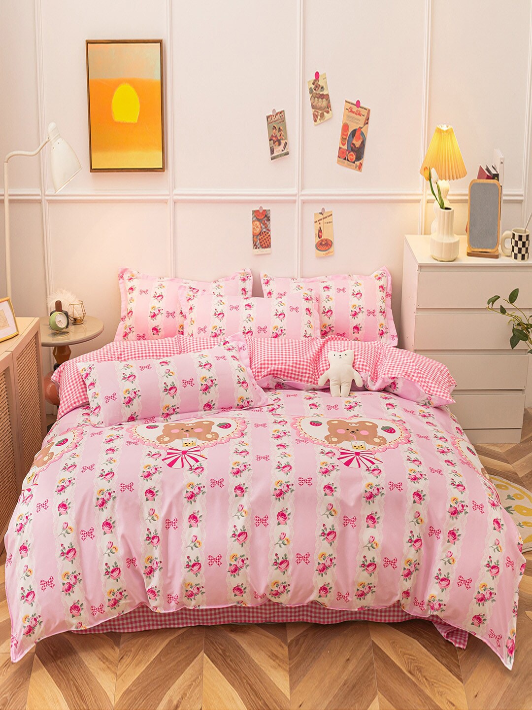 JC Collection Pink Printed Double King Bedding Set Price in India
