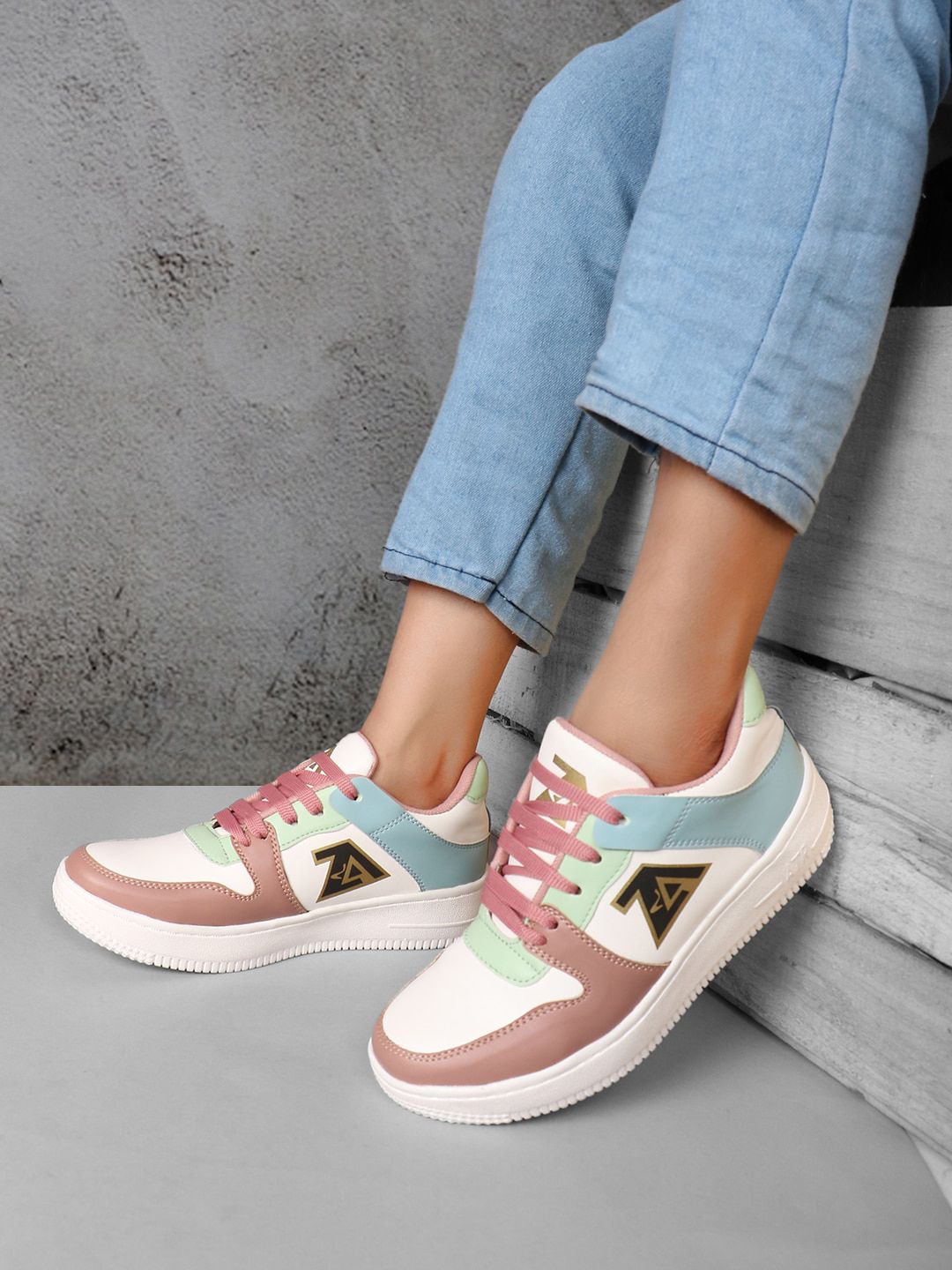 ZAPATOZ Women Peach-Coloured & White Colourblocked PU Casual Sneakers Price in India