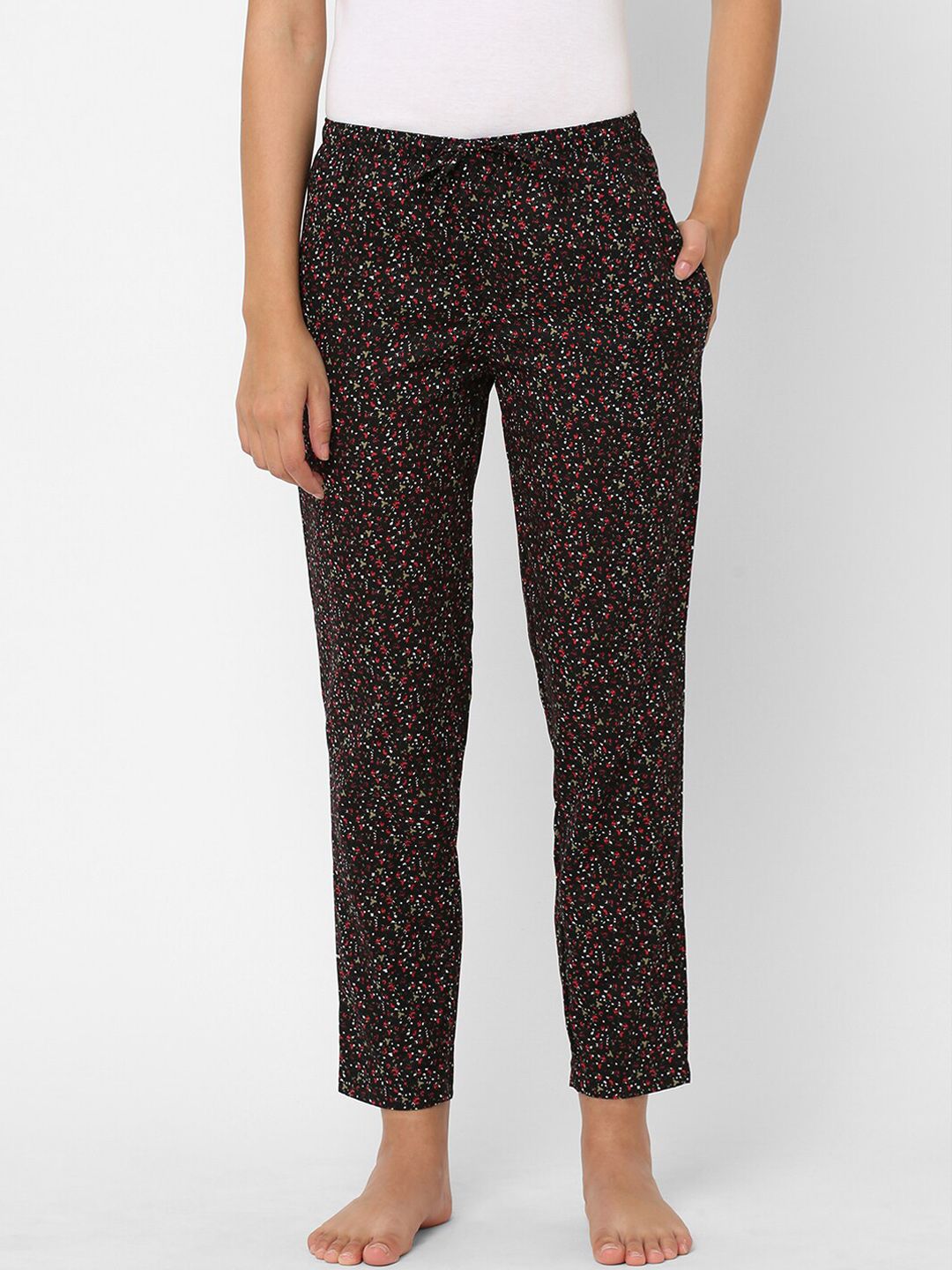 URBAN SCOTTISH Women Black Printed Cotton Lounge Pants Price in India