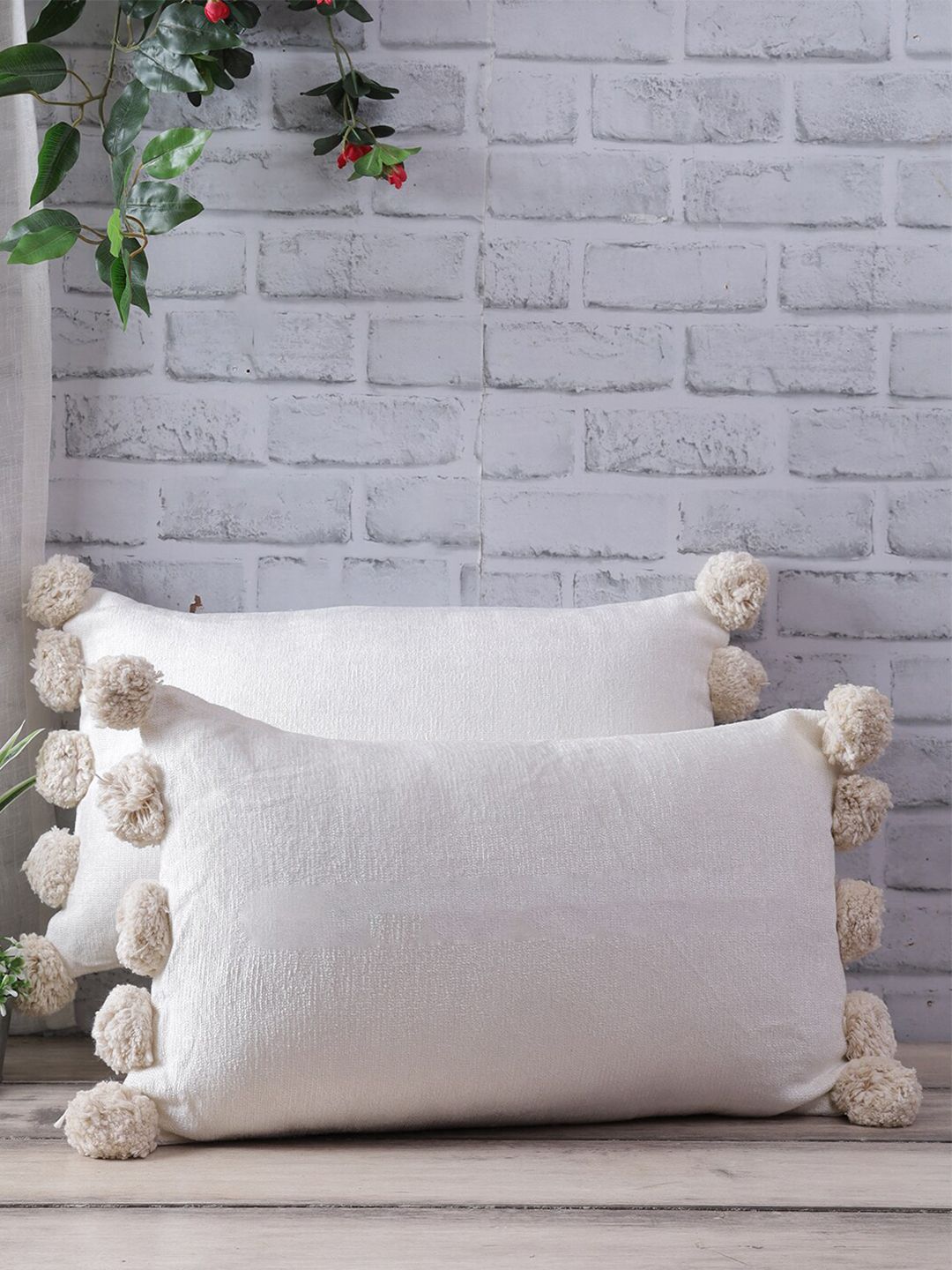 eyda White & Beige Set of 2 Rectangle Cushion Covers Price in India