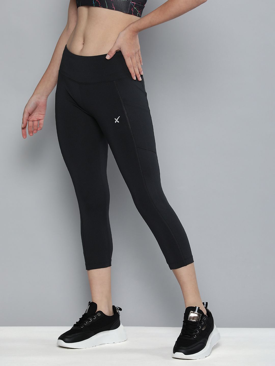 HRX By Hrithik Roshan Women Black Rapid-Dry Yoga Tights Price in India