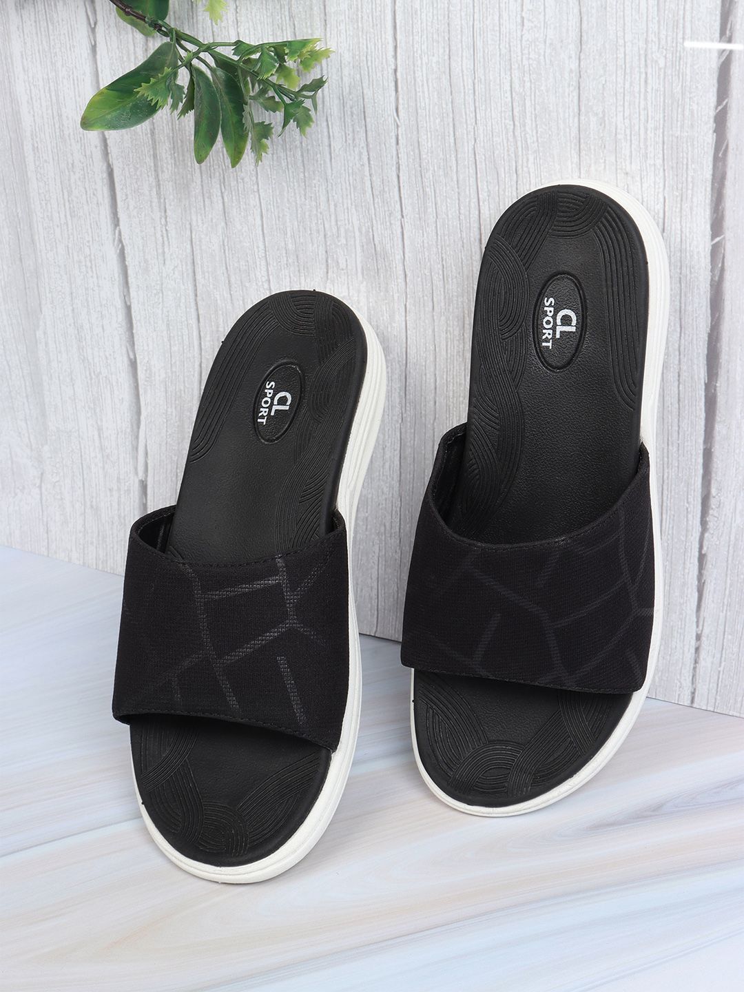 Carlton London sports Women Black Printed Open Toe Flats