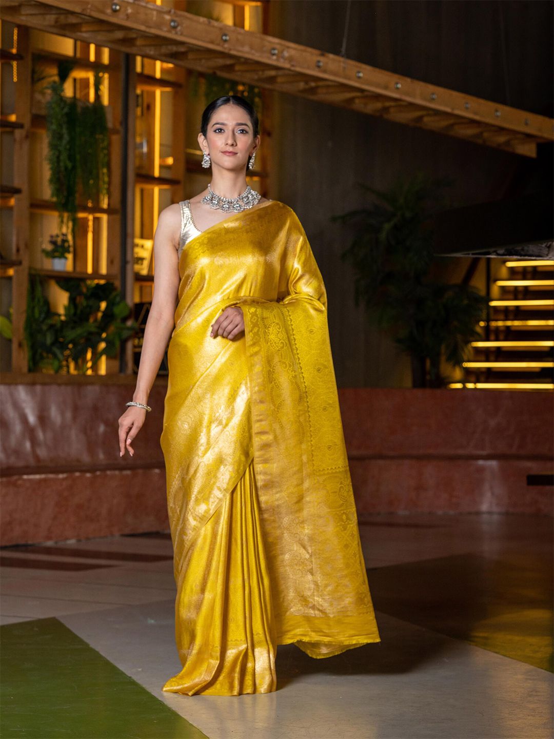 BEATITUDE Yellow & Gold-Toned Floral Zari Silk Blend Banarasi Saree Price in India