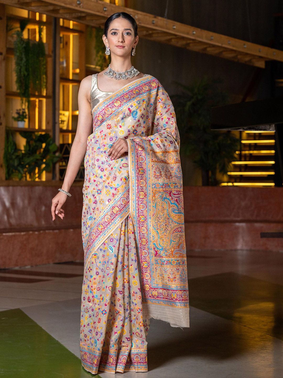 BEATITUDE Off White & Pink Floral Zari Silk Blend Saree Price in India