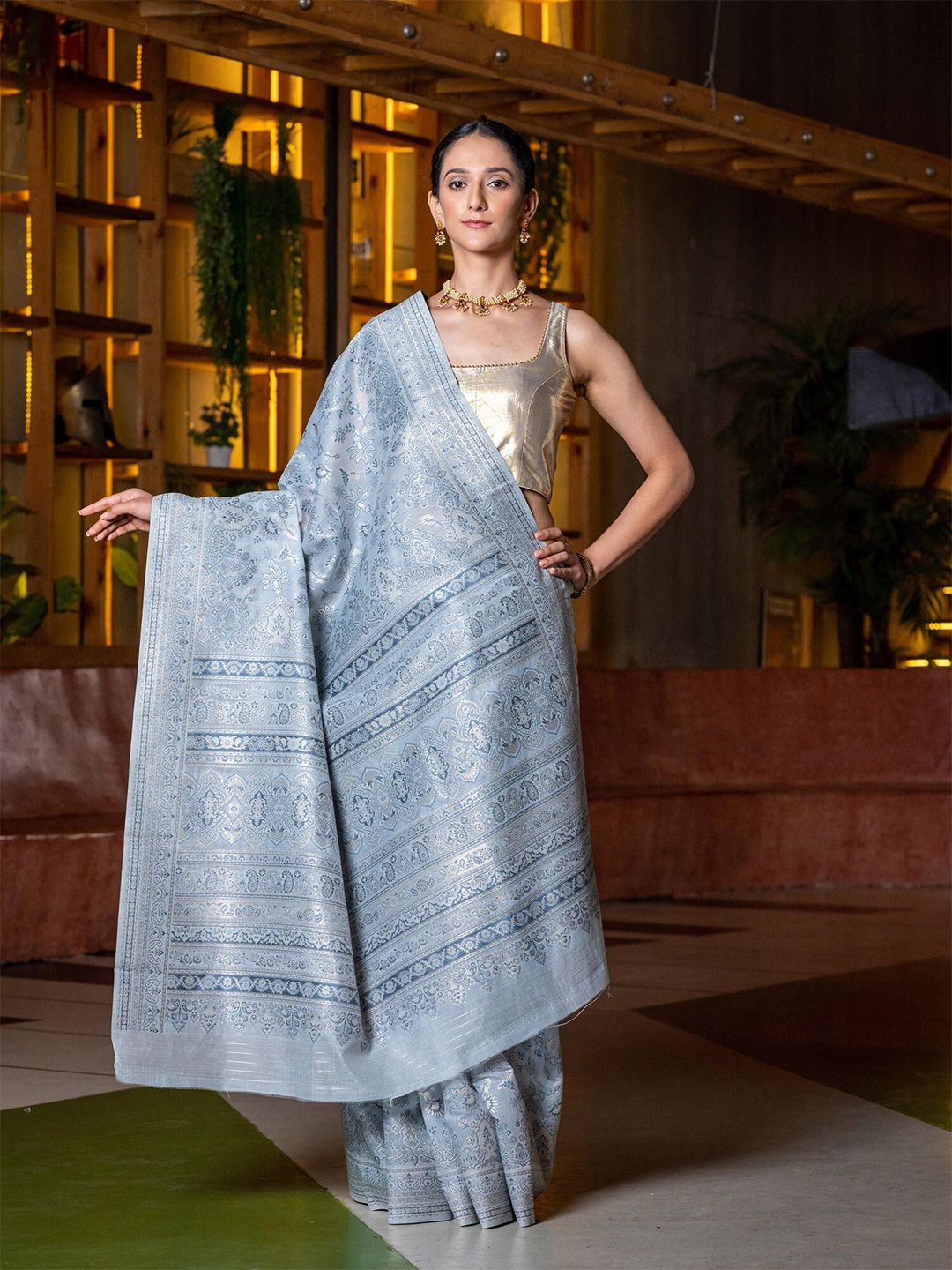 BEATITUDE Blue & Silver-Toned Ethnic Motifs Cotton Blend Saree Price in India