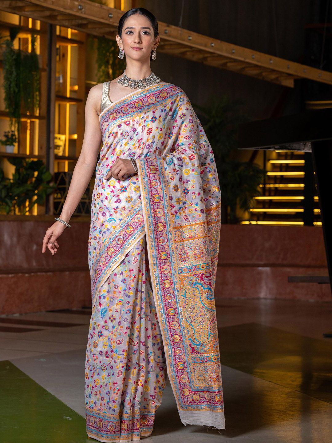 BEATITUDE White & Blue Floral Silk Blend Saree Price in India