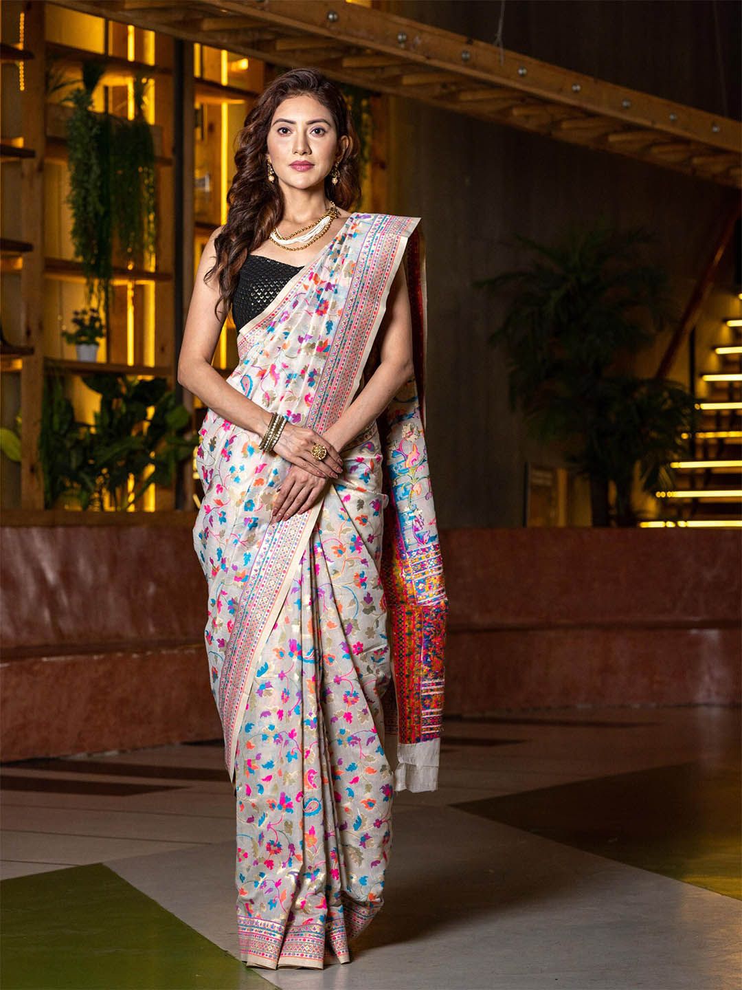 BEATITUDE Off White & Pink Floral Silk Blend Saree Price in India