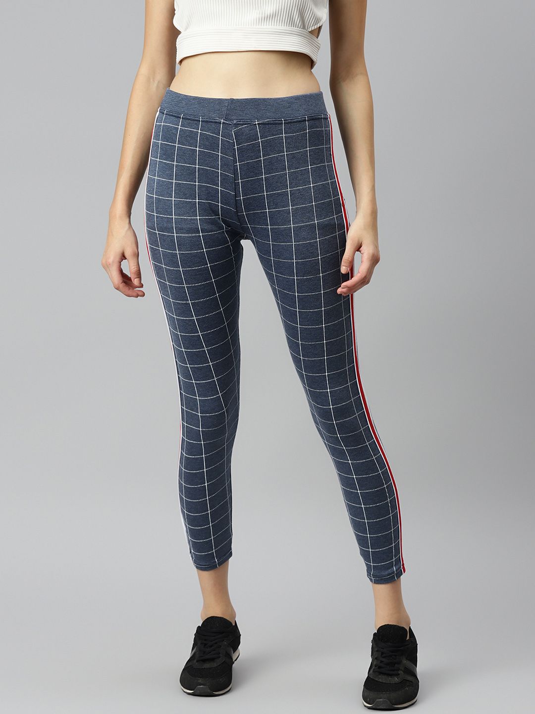 Aarika Women Blue & White Pure Cotton Checked Regular Gym Tights Price in India