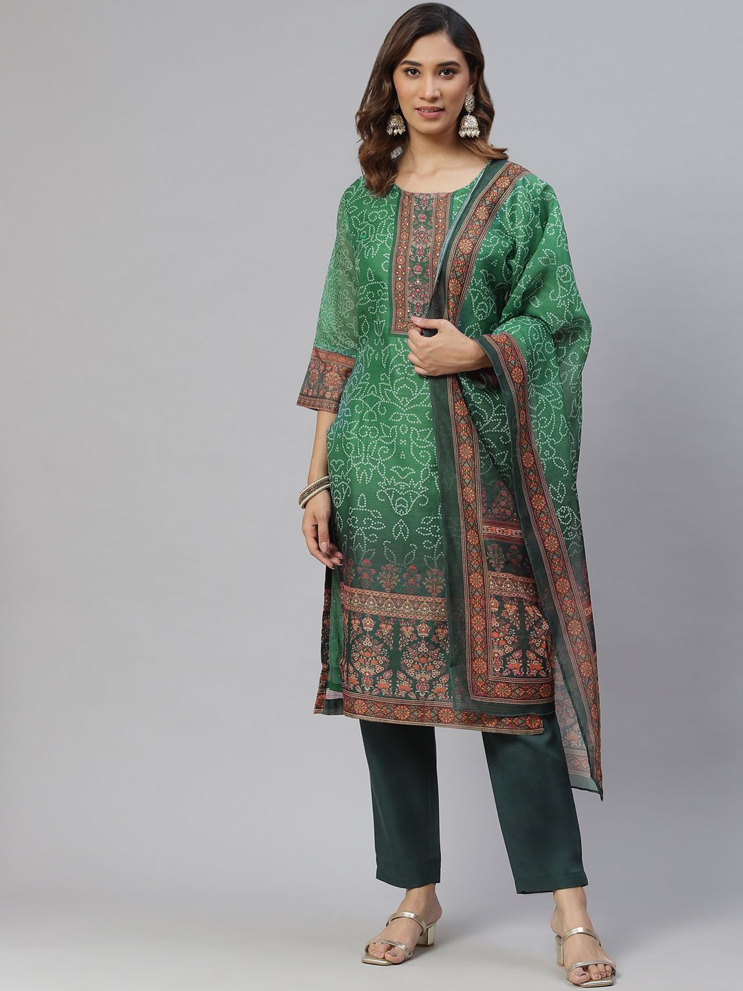 RAJGRANTH Women Green Printed Sequinned Chanderi Silk Kurta with Trousers & With Dupatta Price in India