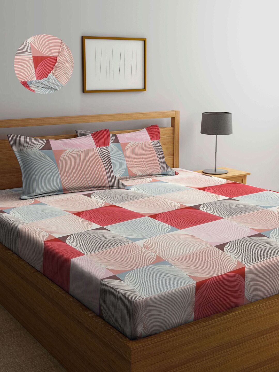 Arrabi Grey & Peach-Coloured Geometric 300 TC King Bedsheet with 2 Pillow Covers Price in India
