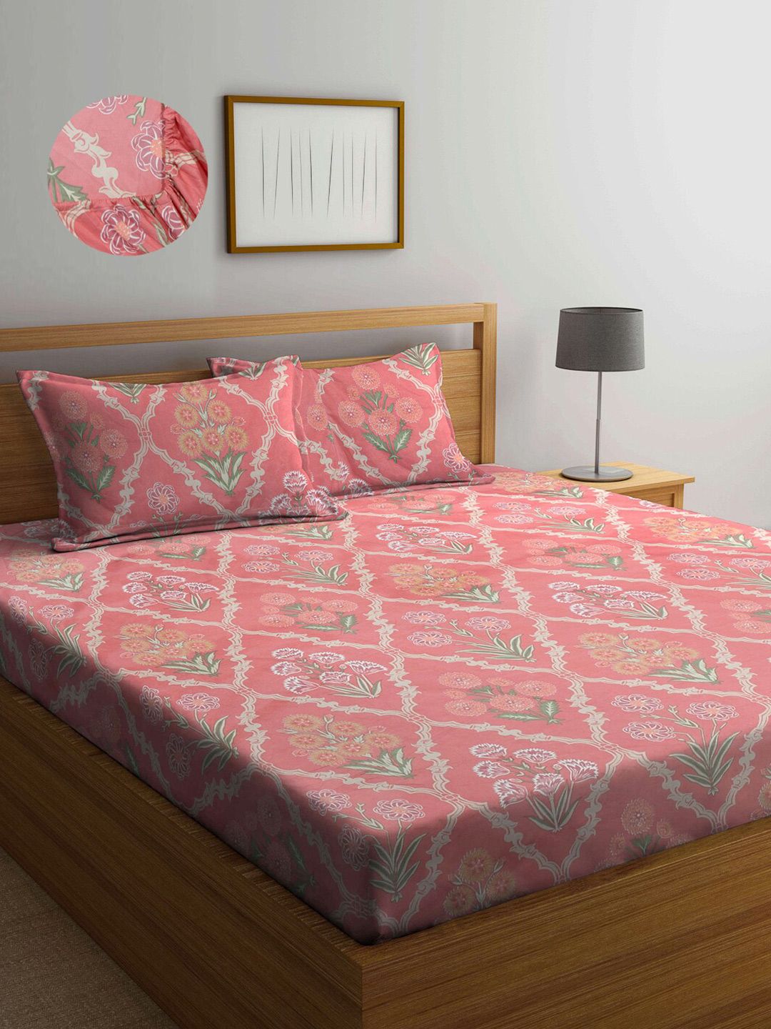 Arrabi Peach-Coloured & Cream-Coloured Floral 300 TC King Bedsheet with 2 Pillow Covers Price in India