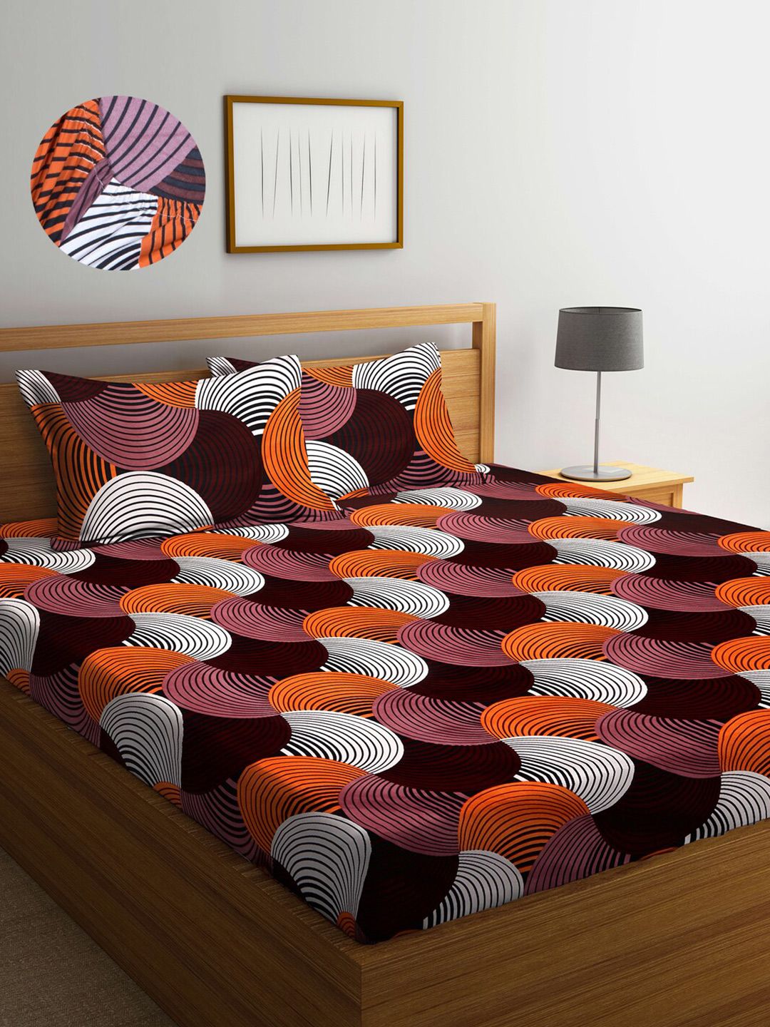 Arrabi Red & White Geometric 300 TC King Bedsheet with 2 Pillow Covers Price in India