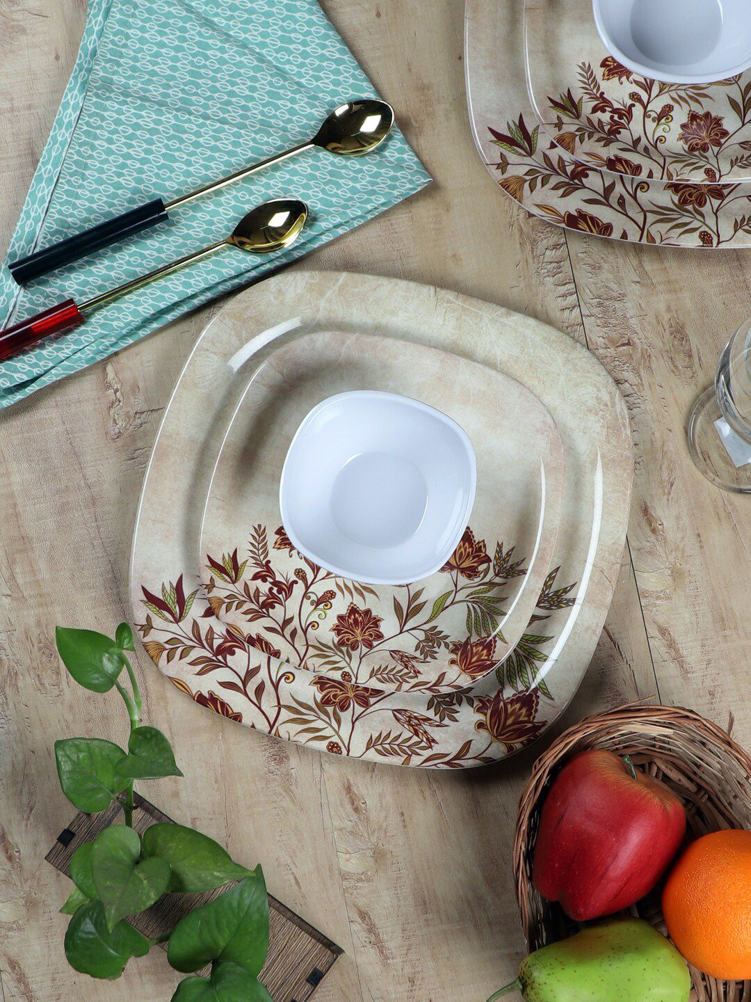 CDI Cream-Coloured & Pieces Floral Printed Melamine Glossy Dinner Set Price in India