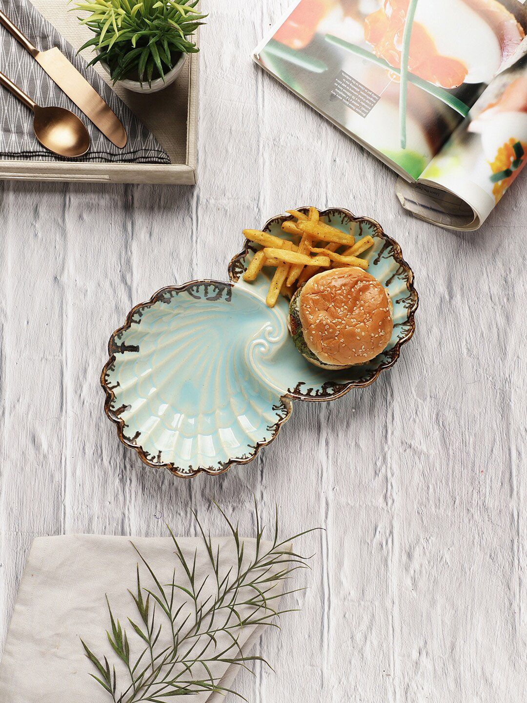 VarEesha Green & Gold-Toned Ceramic Twin Serving Platter Price in India