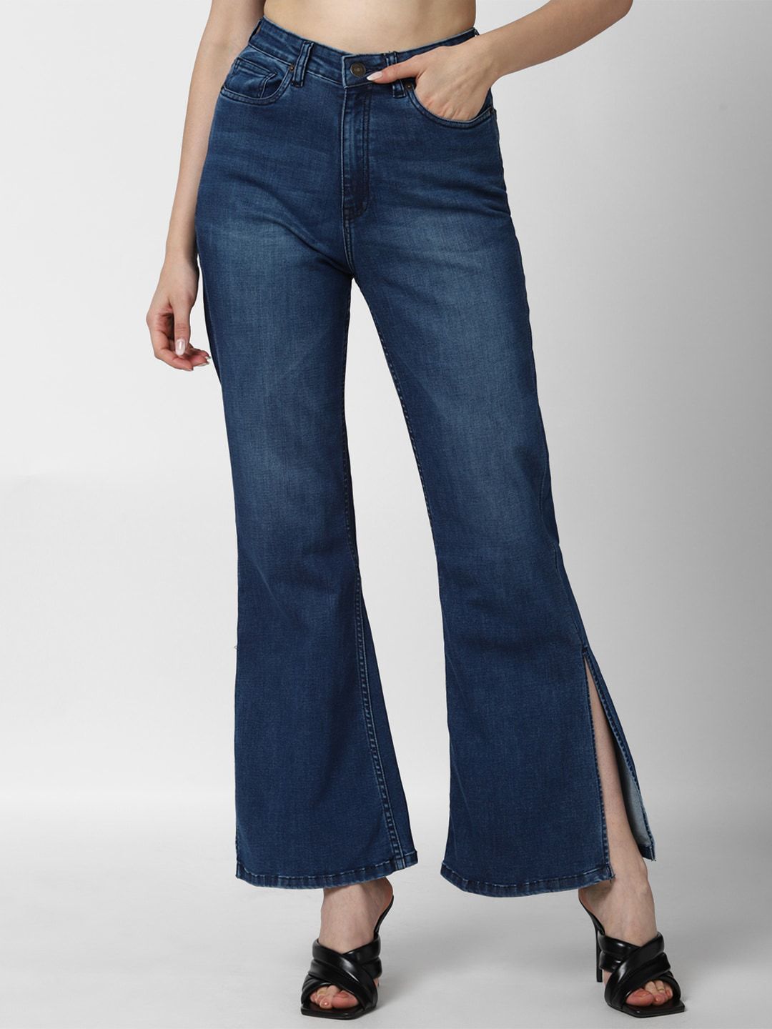 FOREVER 21 Women Navy Blue Flared Light Fade Wide-leg Jeans Price in India
