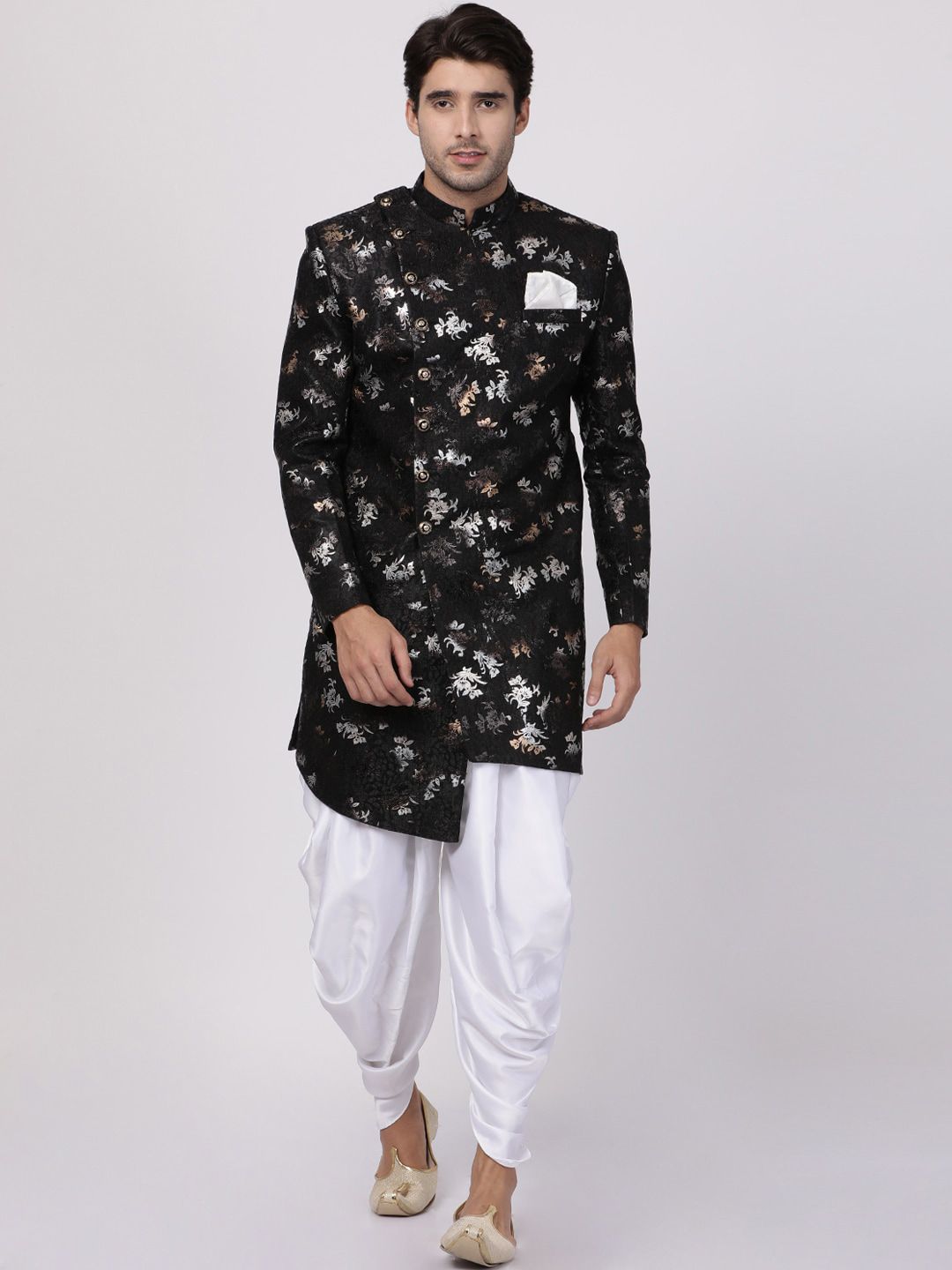 VASTRAMAY Men Black & White Sherwani