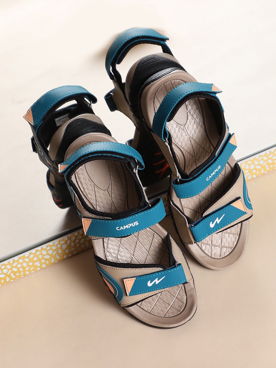 Campus Men Turquoise Blue & Beige Printed Sports Sandals