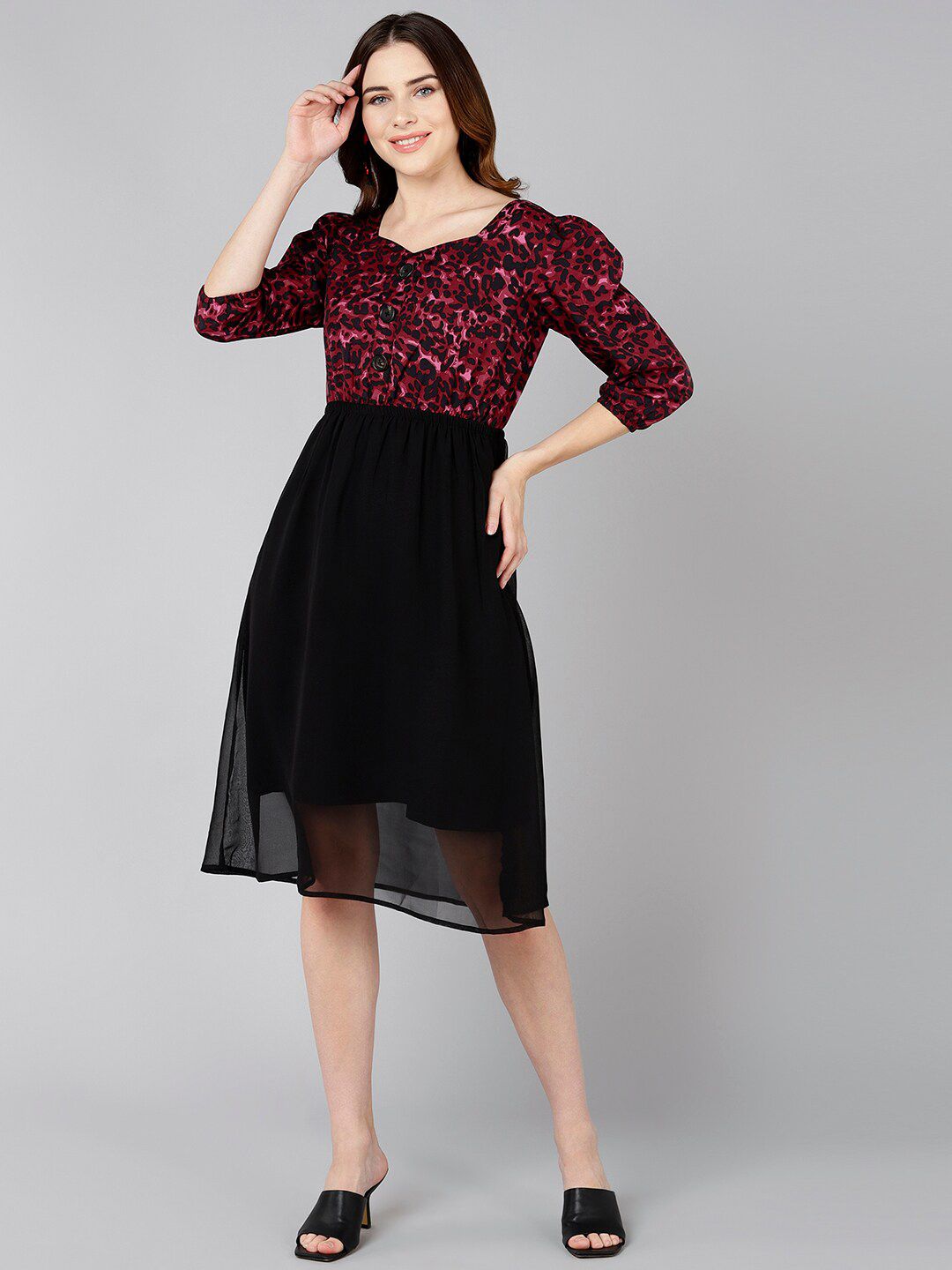 ZNX Clothing Women Black & Burgundy Animal Crepe Dress Price in India