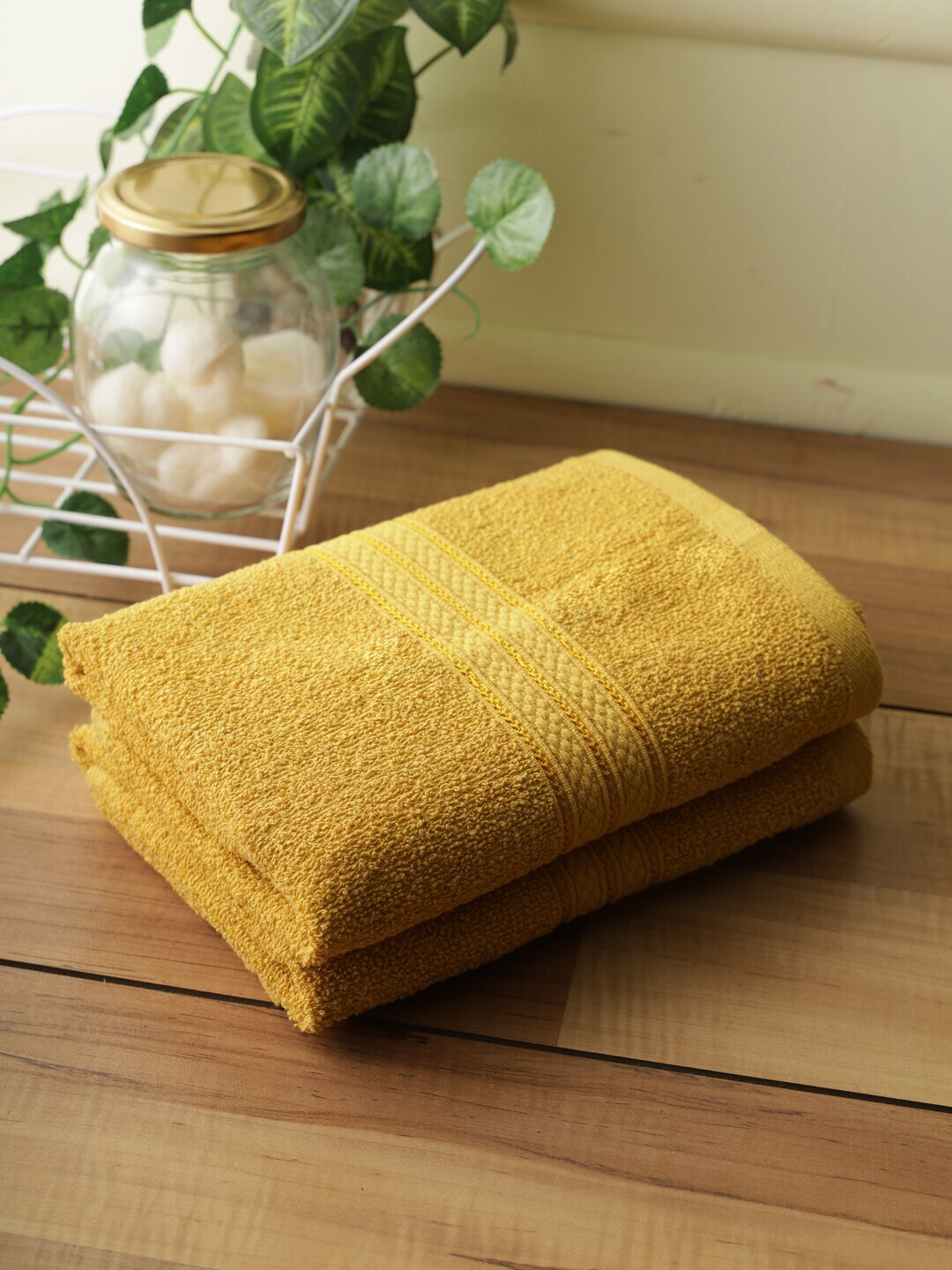 Softweave Set Of 2 Yellow Solid 400 GSM Pure Cotton Hand Towels Price in India