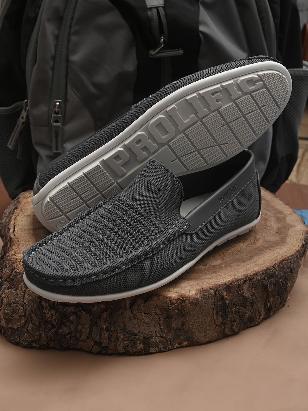 Prolific Men Grey Woven Design Loafers