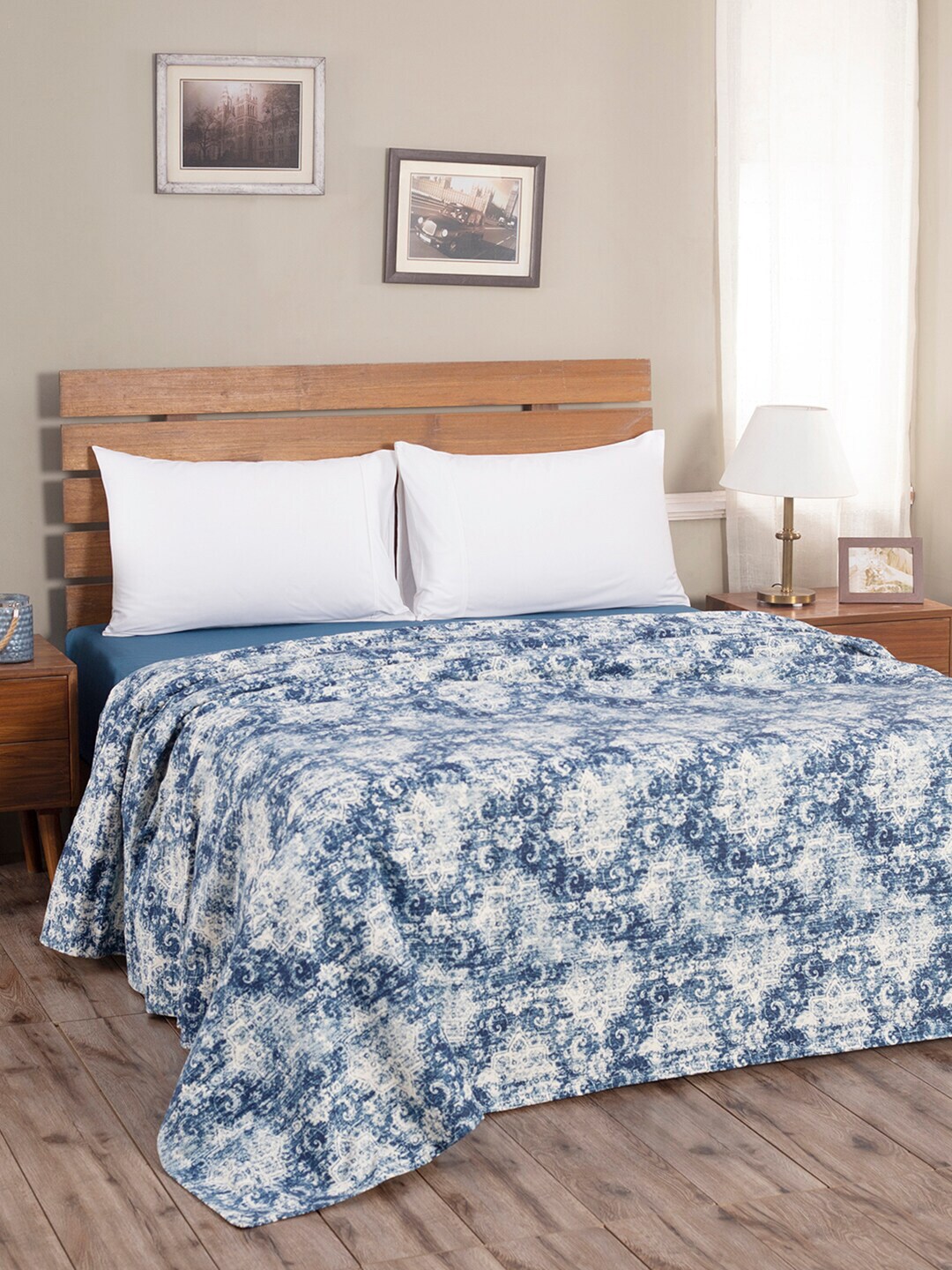 MASPAR Blue & White Printed 318 GSM Double Queen Bed Cover Price in India