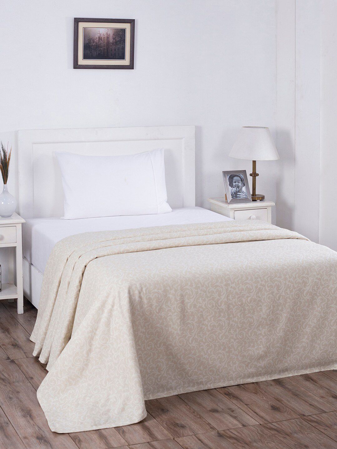 MASPAR  Cream Printed Cotton Single Bed Covers Price in India