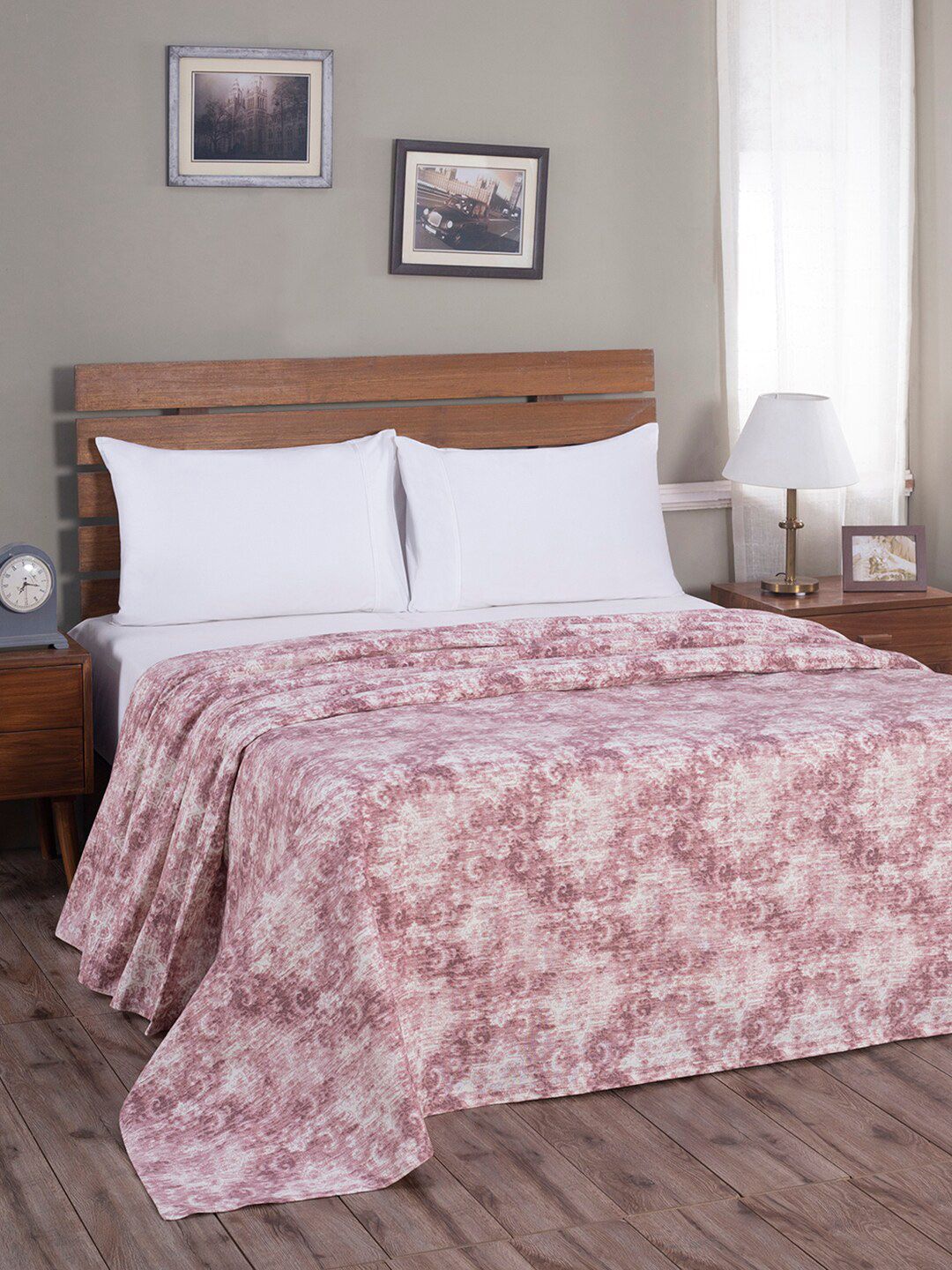 MASPAR Red & White Printed 318 GSM Double Queen Bed Cover Price in India