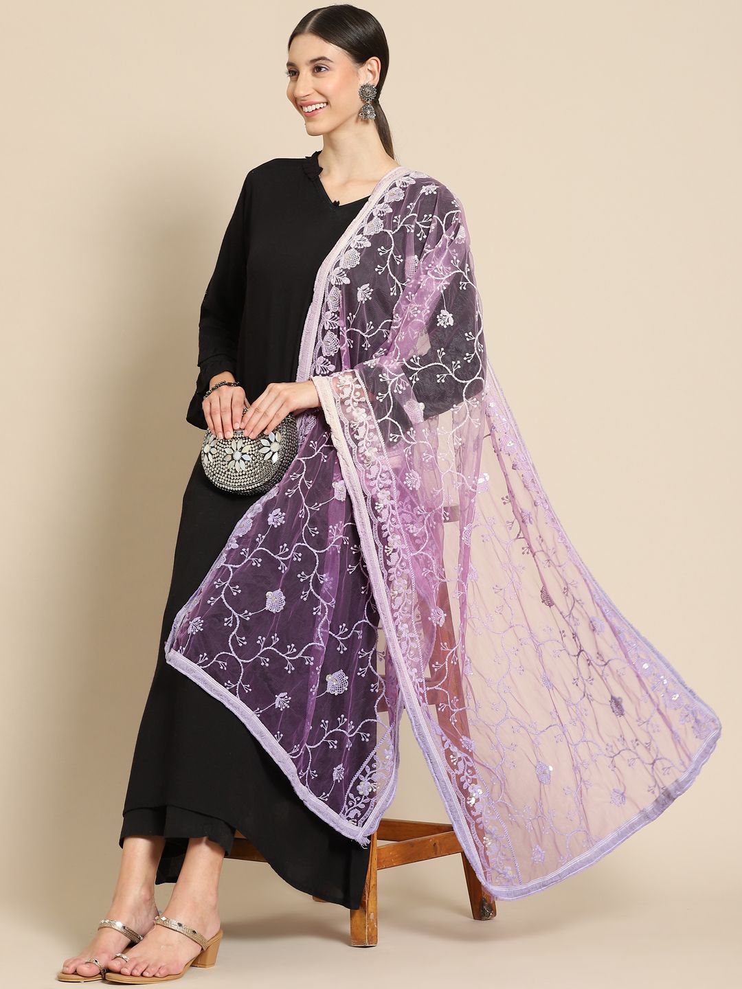 Saadgi Mauve Embroidered Dupatta with Chikankari