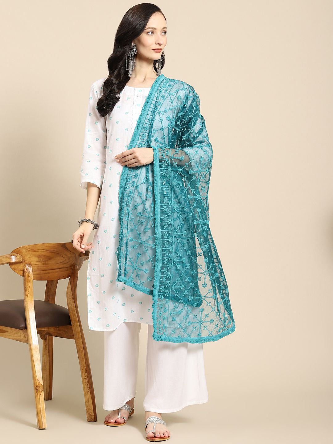 Saadgi Sea Green Chikankari Embroidered Dupatta