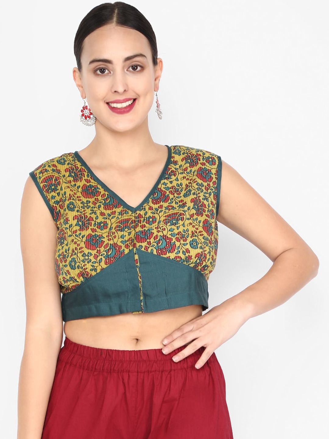 Molcha Women Green & Red Printed Saree Blouse Price in India