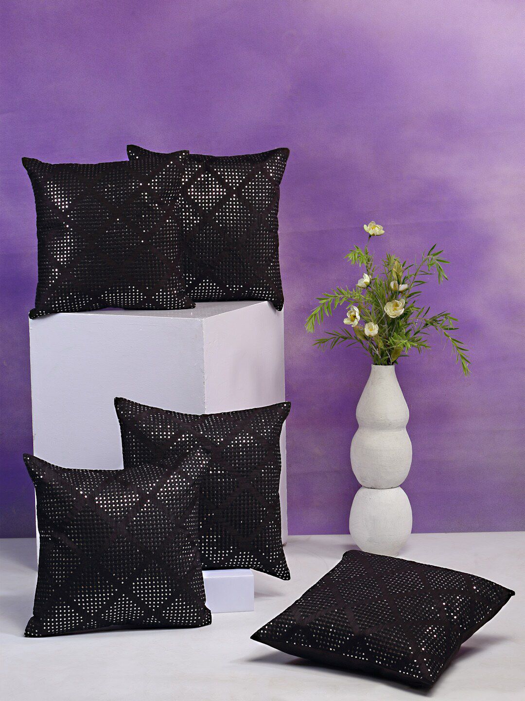 DREAM WEAVERZ Black Set of 5 Embroidered Square Cushion Covers Price in India