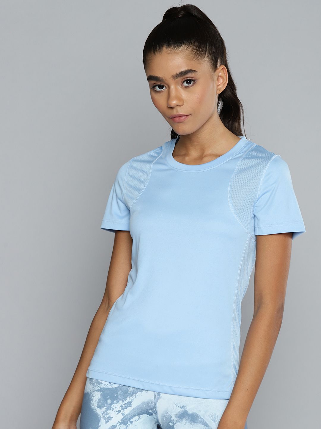 Alcis Women Blue Solid Slim Fit Running T-shirt Price in India