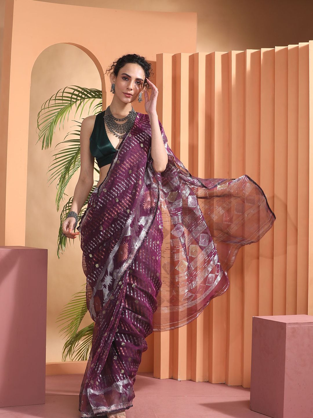 BEATITUDE Red & Silver-Toned Woven Design Zari Silk Cotton Jamdani Saree