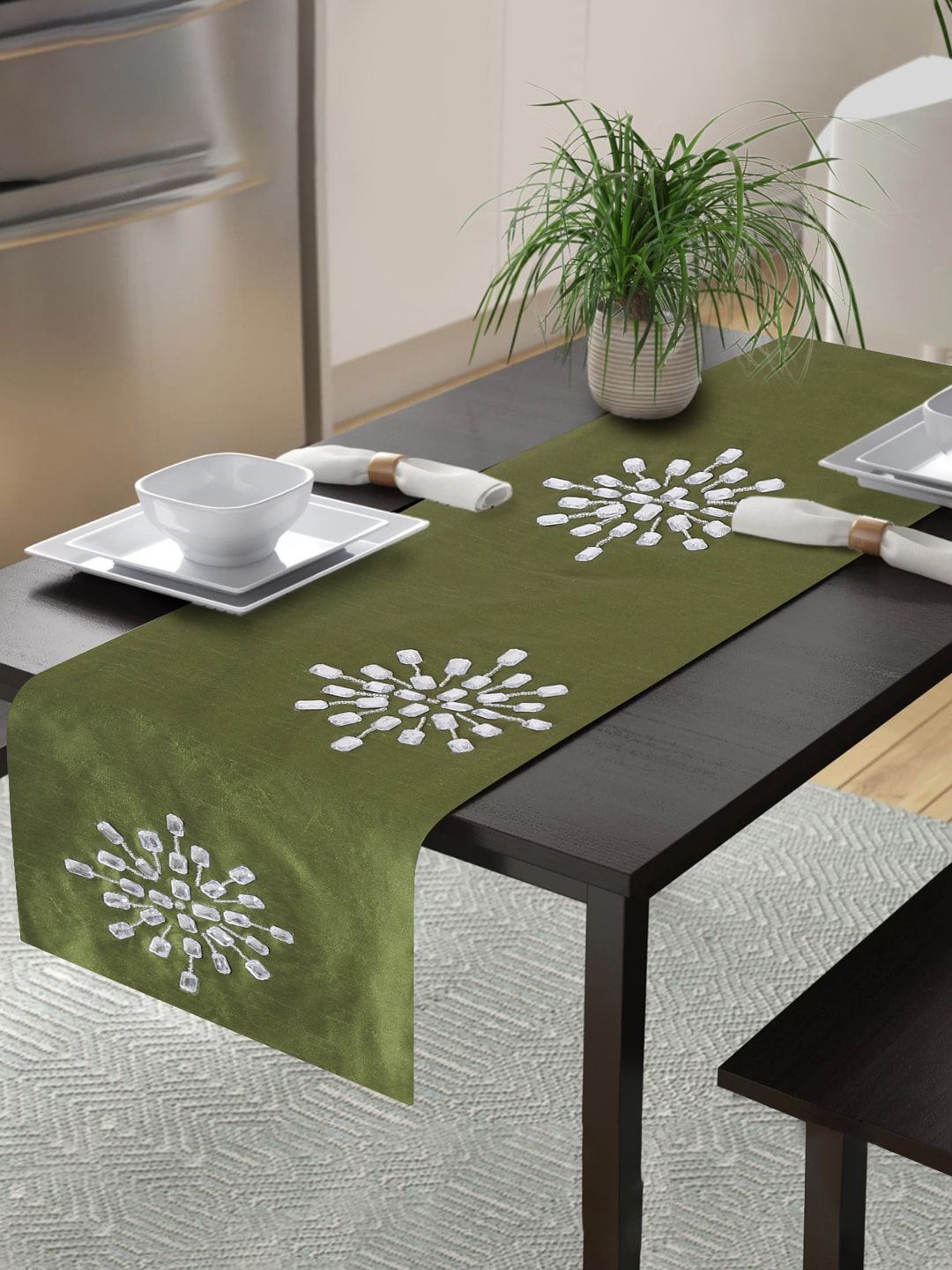 Alina decor Green & White Embellished 6-Seater Table Runner Price in India