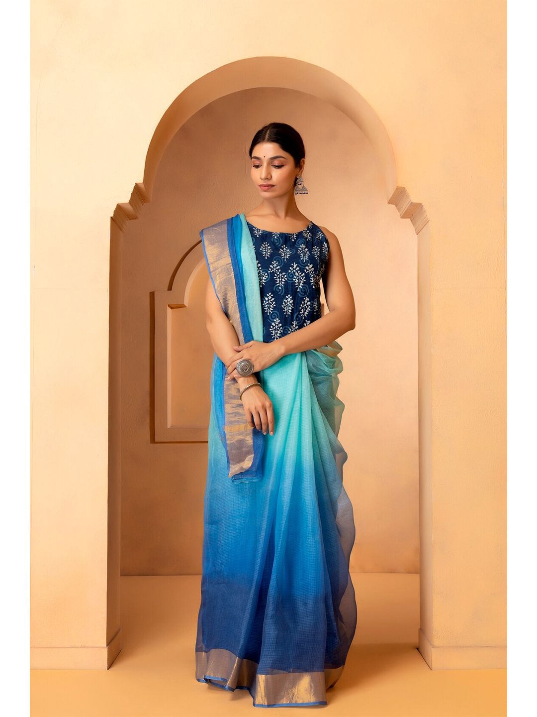 Geroo Jaipur Blue & Gold-Toned Tie and Dye Pure Silk Kota Saree Price in India