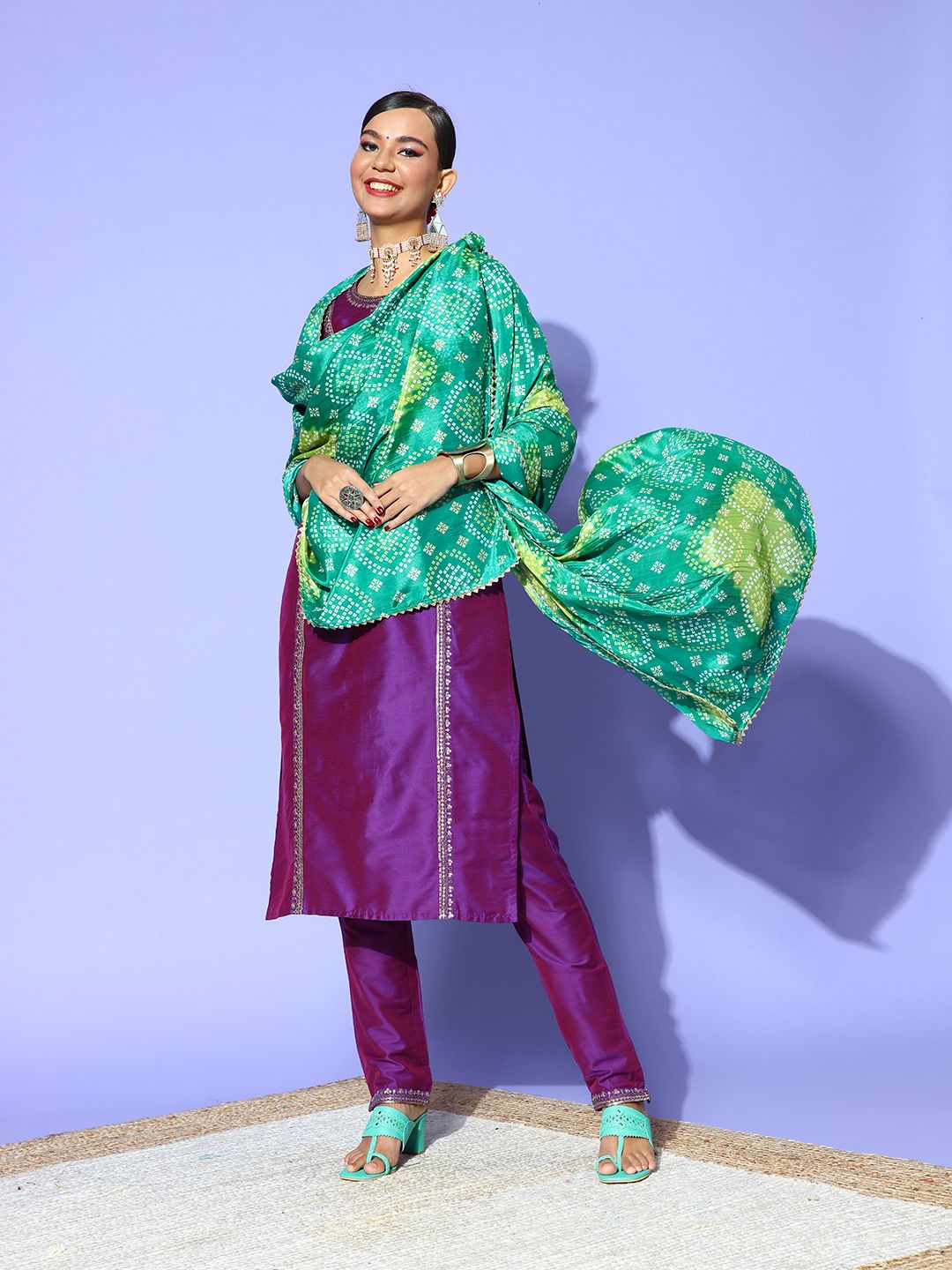 Rang Gali Women Gorgeous Green Dupatta Price in India