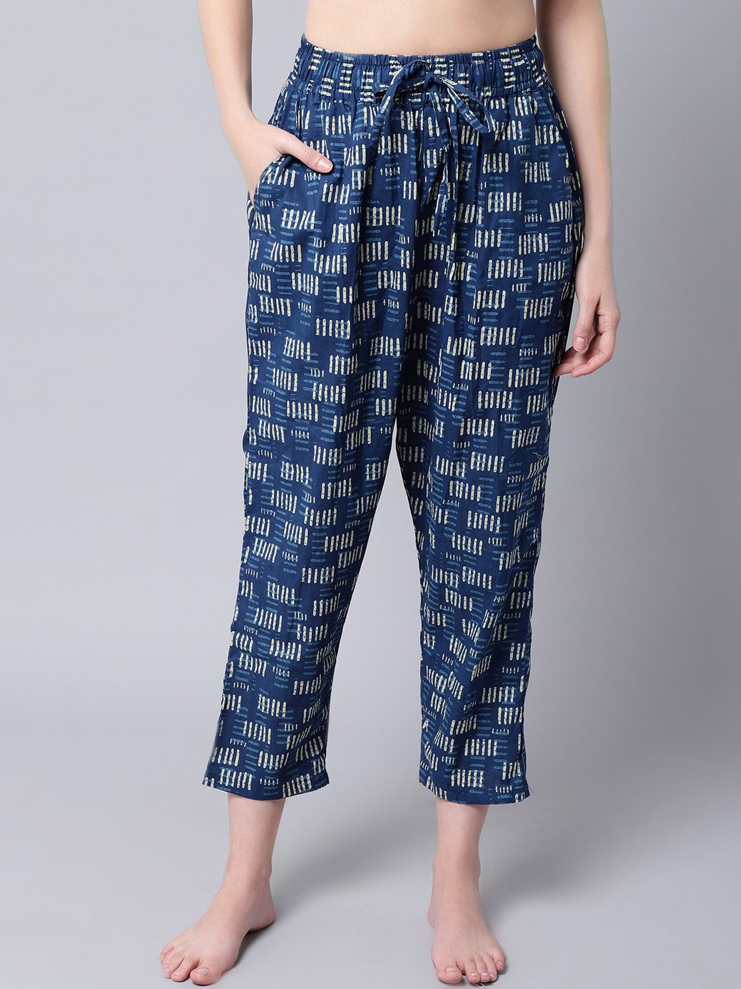 TAG 7 Women Navy Blue printed cotton Lounge Pants Price in India