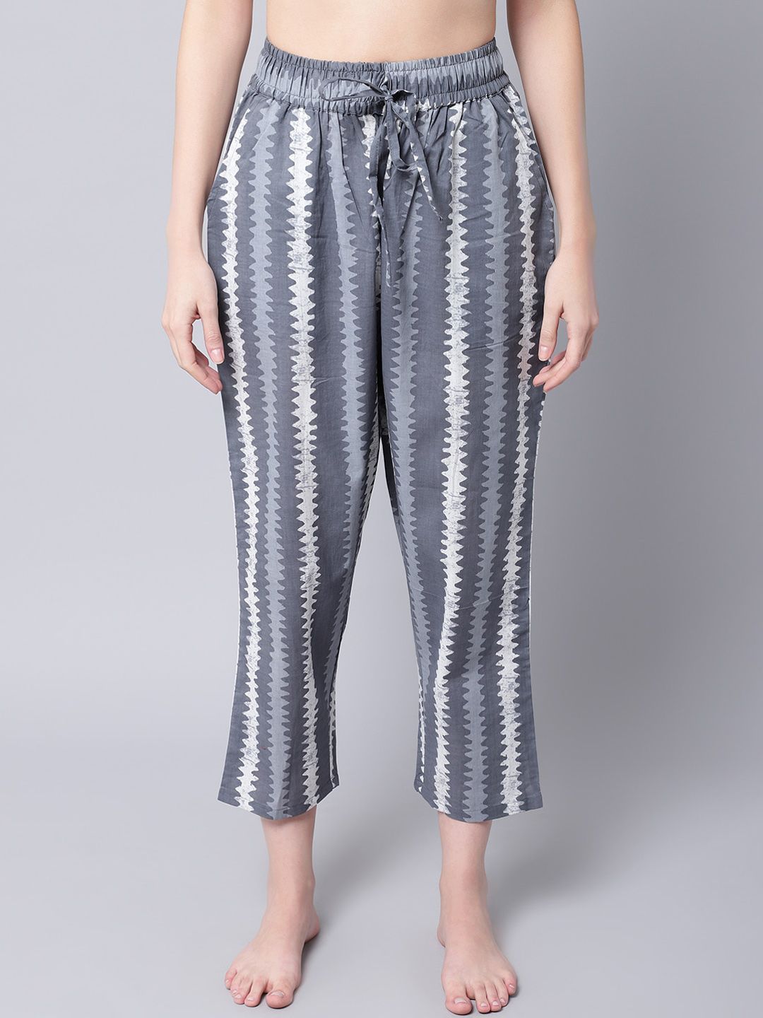 TAG 7 Women Grey Printed Pure Cotton Lounge Pants Price in India