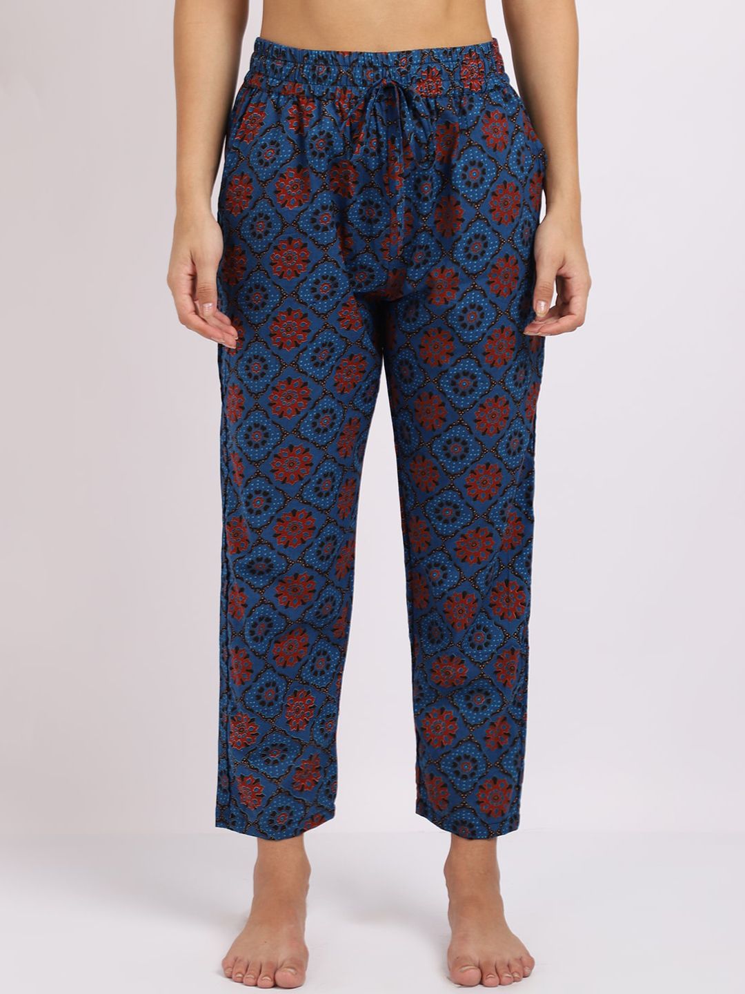 TAG 7 Women Navy Blue & Red Printed Comfort-Fit Cotton Lounge Pants Price in India